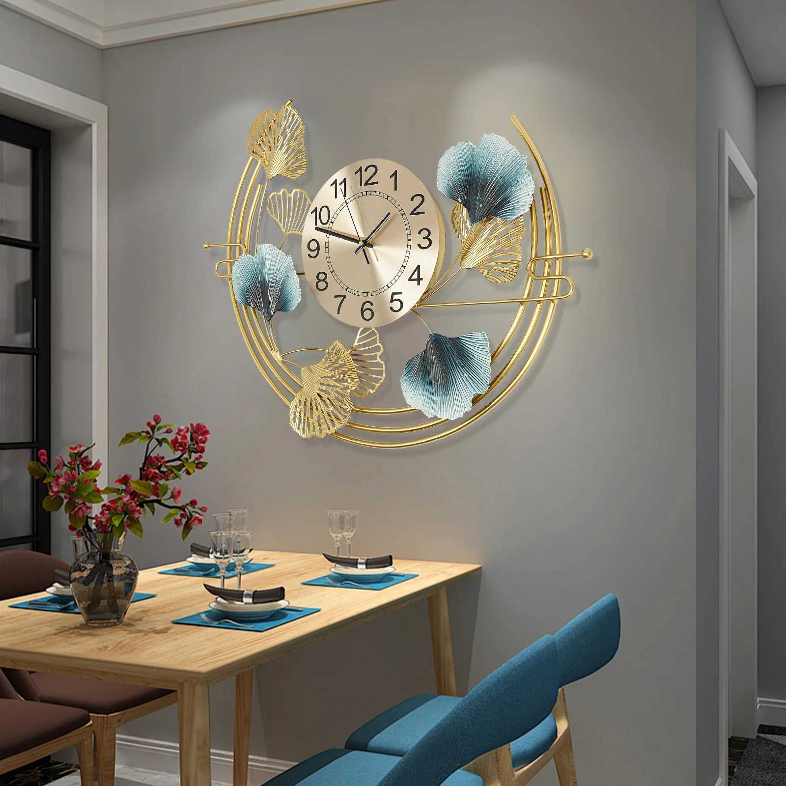 Large Iron Wall Clock6752cm Gold Blue Round Wall Mount Clock Battery Powered for Living Room Decor C251015