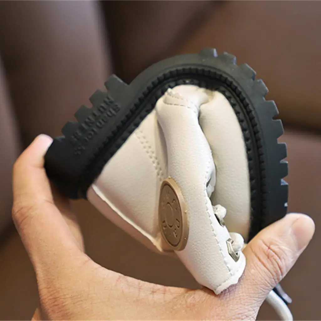 Kids Fashion Casual Boots Toddler Boys Girls Autumn Winter Leather Snow Boots Children Running Shoes Sport Snow ShoesT251015