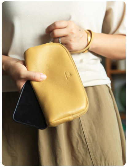 Leisure Cowhide Women Clutch Bag Personalize Letters Genuine Leather Female Wristlet Purse Bag Vintage Pencil Makeup Zip Pouch