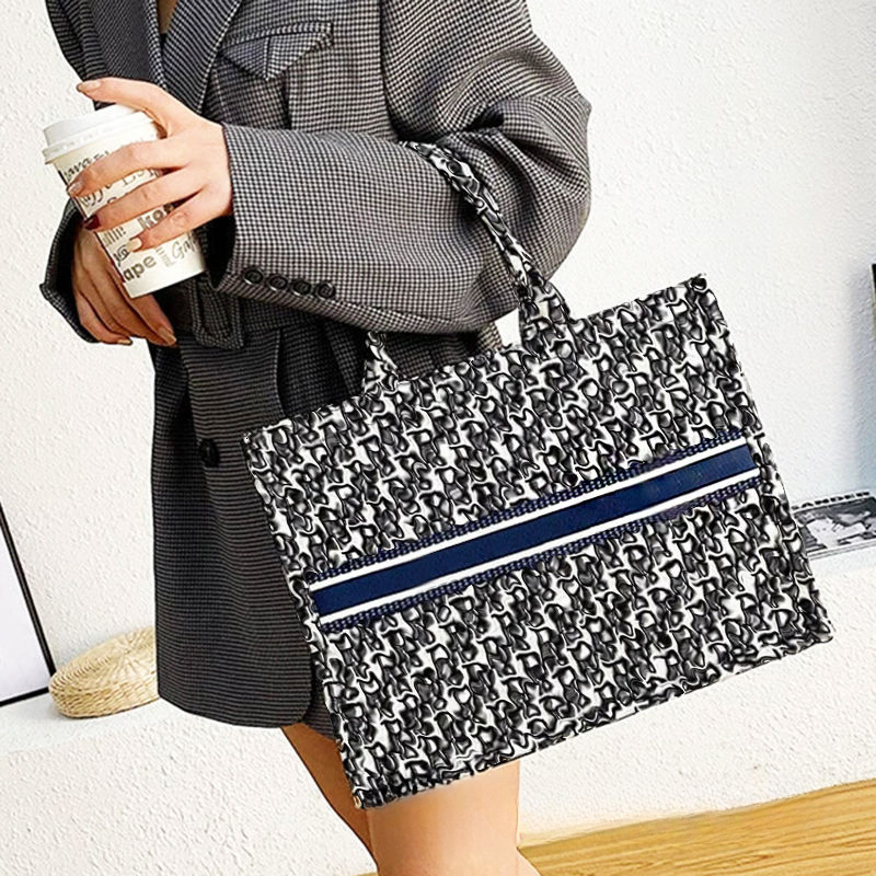 Luxury bag embroidered jacquard handbag shopping bag autumn and winter new designer bag trendy and popular versatile single shoulder armpit bag