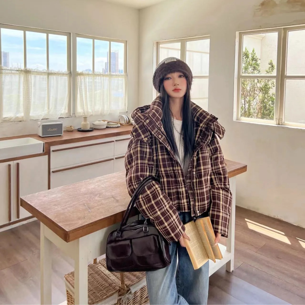 Autumn Winter Thick Warm Puffer Jacket Women Fashion Hooded Long Sleeve Short Parkas Print Plaid Down Cotton Padded Coat Female 251011