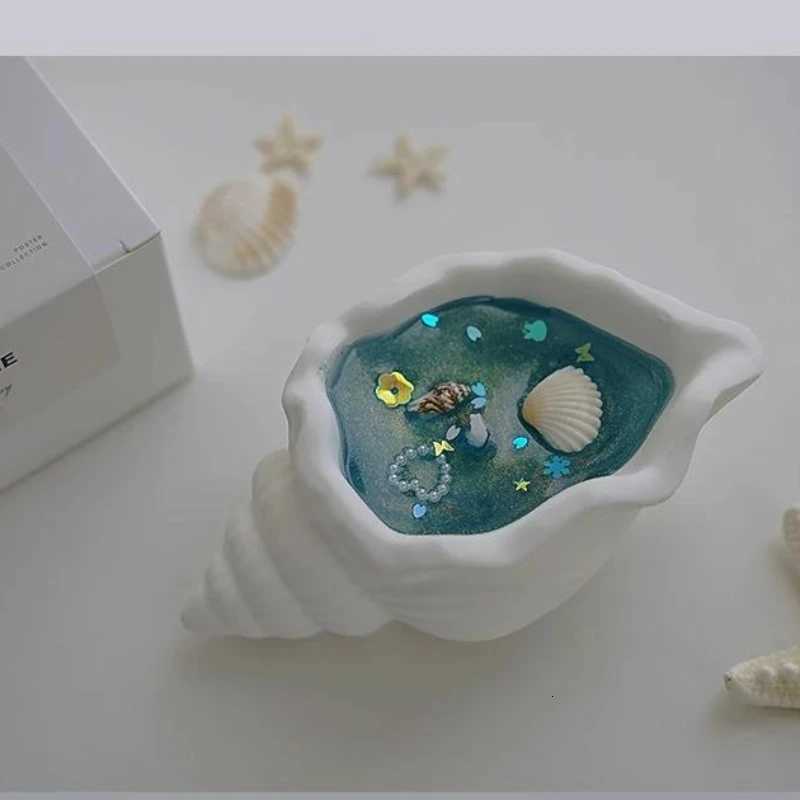 Ocean Style Merchandise Handmade Luminous Effect Transparent Resin Conch Scented Candle C251015