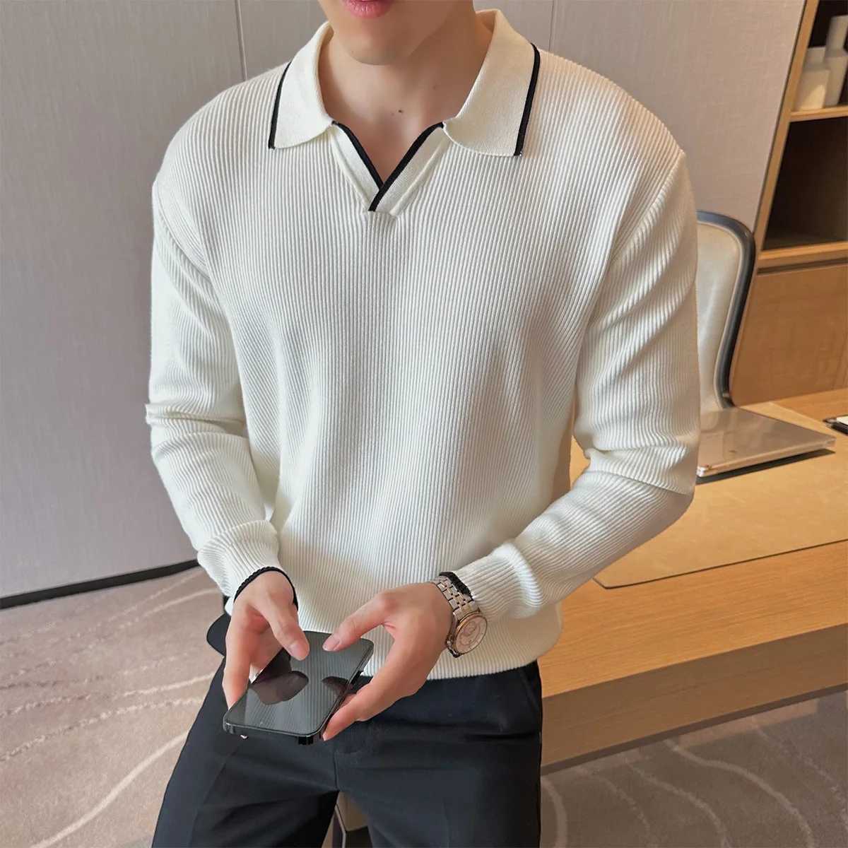2025 Autumn Mens Vneck Sweater British Style Long Sleeved Knitted Sweater Slim Fit Casual Business Base Pullover Men Clothing J251015