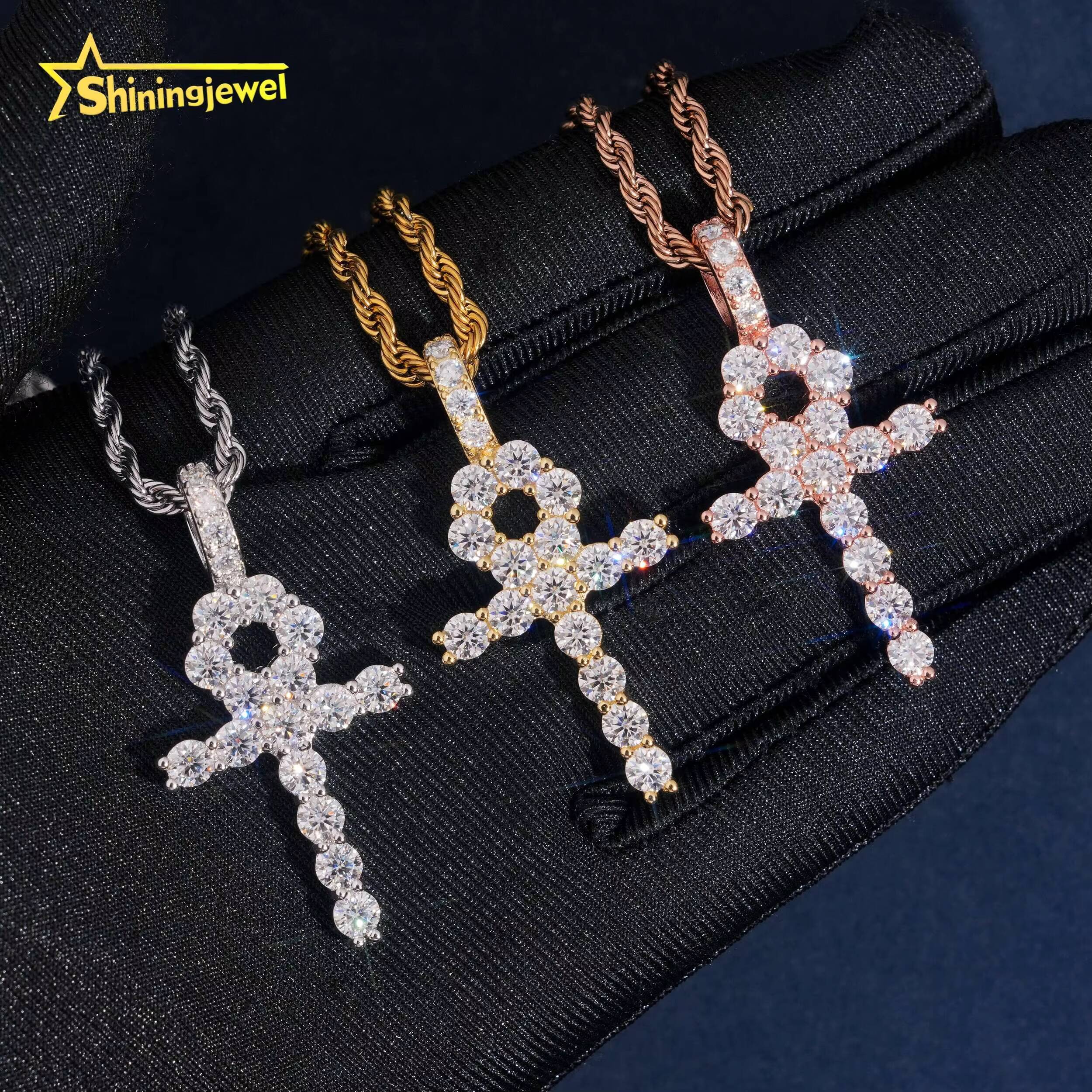 GRA Certified Iced Out Jeweley Round Cut Cross Moissanite Pendant 925 Silver Pendant Iced Out Pendant Ready to Ship