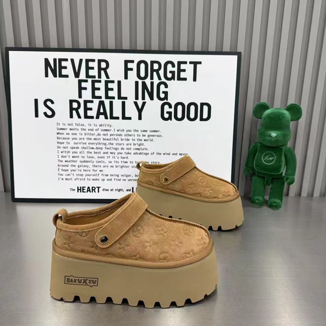 Designer shoes Soft leather thick sole 6cm height increasing slippers vintage printing casual and fashionable Boken shoes