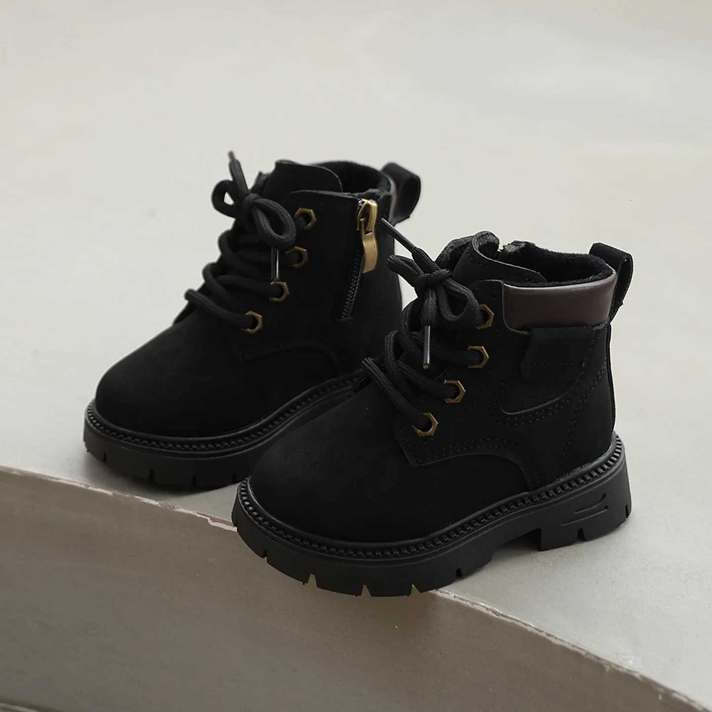 Vintage Style Children Boots Outwear Girls Ankle Boots Autumn Winter Kids Warm Short Fur Shoes Boys Laceup Brown Black BootsT251015