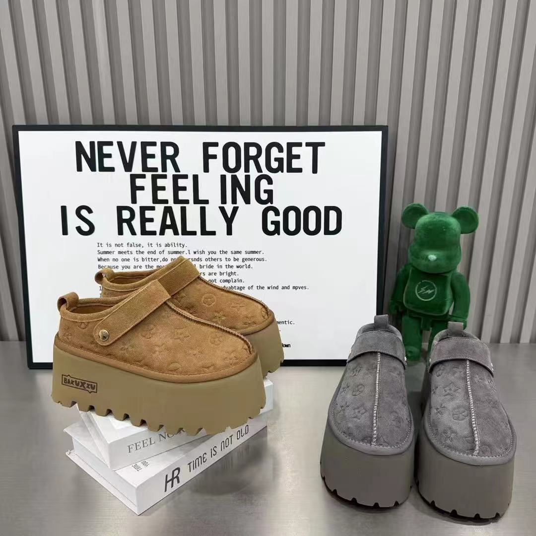 Designer shoes Soft leather thick sole 6cm height increasing slippers vintage printing casual and fashionable Boken shoes