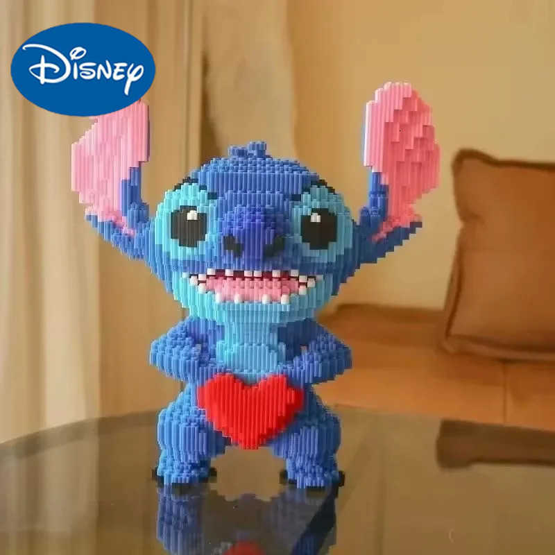 Disney 2025 New 33cm Building Blocks Anime Stitch Large Size Cute Educational Assembly Toy Tabletop Decoration Kid Birthday Gift H2510151