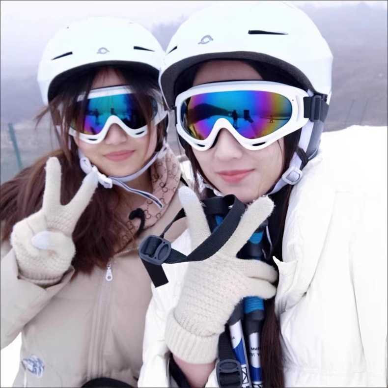 Winter Outdoor Eye Protection Ski Goggles Large Colorful Patches Anti Snow Blind Sunglasses Round Windproof Sand Riding Sports Mens Trend H251015