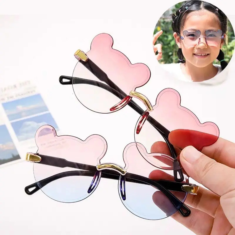 Fashion Kids Sunglasses Cartoon Bear Shape Child Black Sun Glasses Antiuv Baby Sunshading Eyeglasses Girl Boy Sunglass Z260305