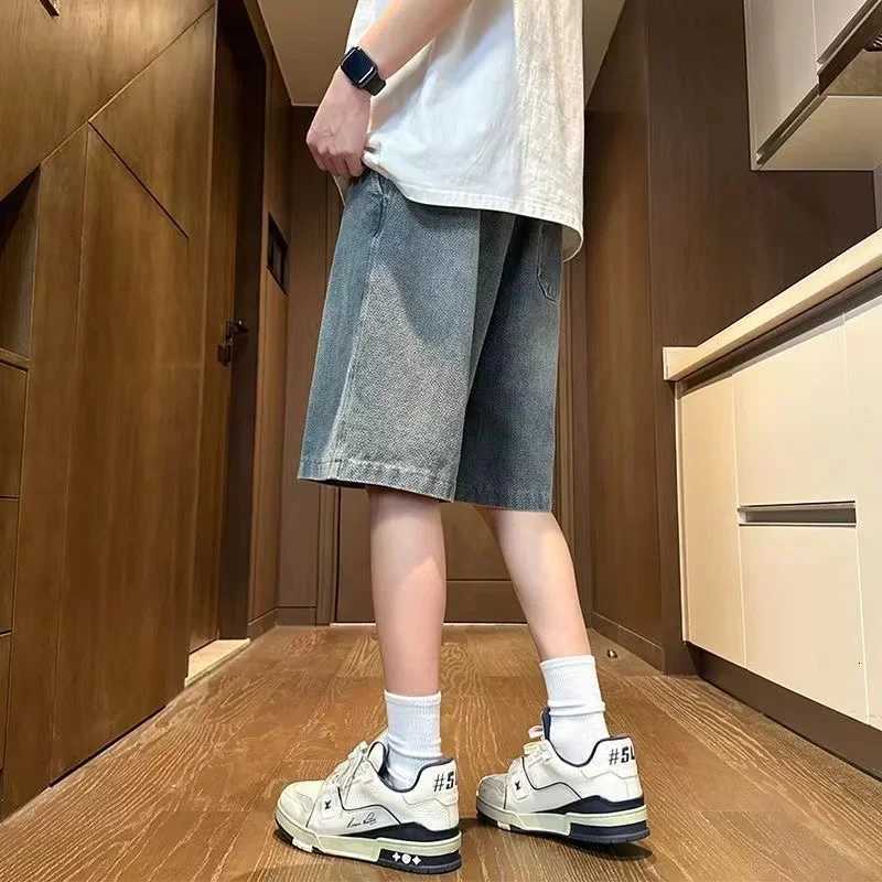 2025 new Fashion Streetwear Mens Denim Shorts Summer Loose Vintage Harajuku Splicing Hiphop Cargo Moto Short Jeans Black BlueT251015