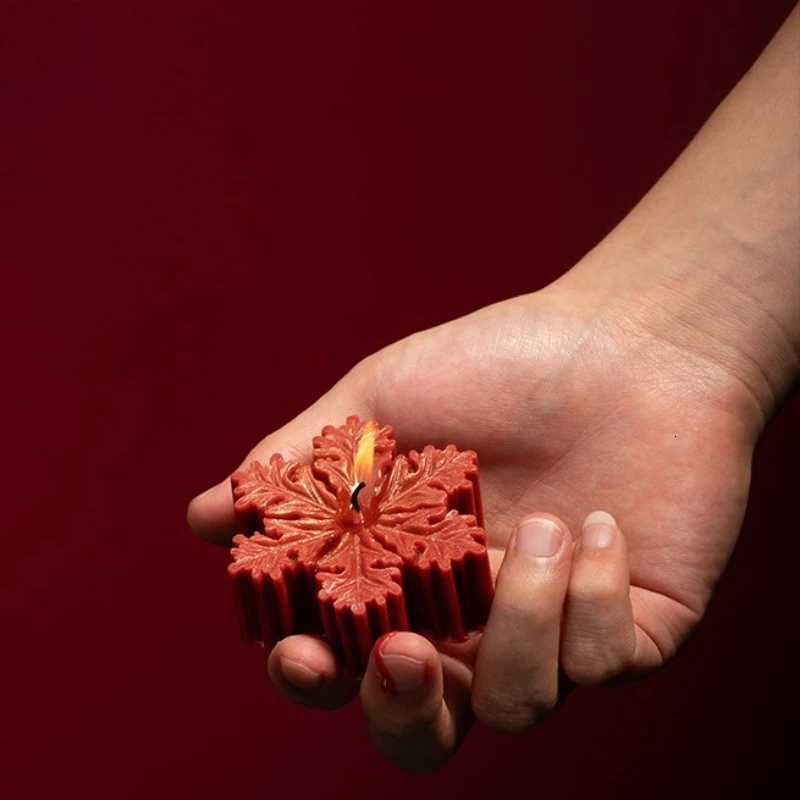 Low Temperature Wax Christmas Three Dimensional Snowflake Aromatherapy Candle Decoration Props Atmosphere Ornaments C251015