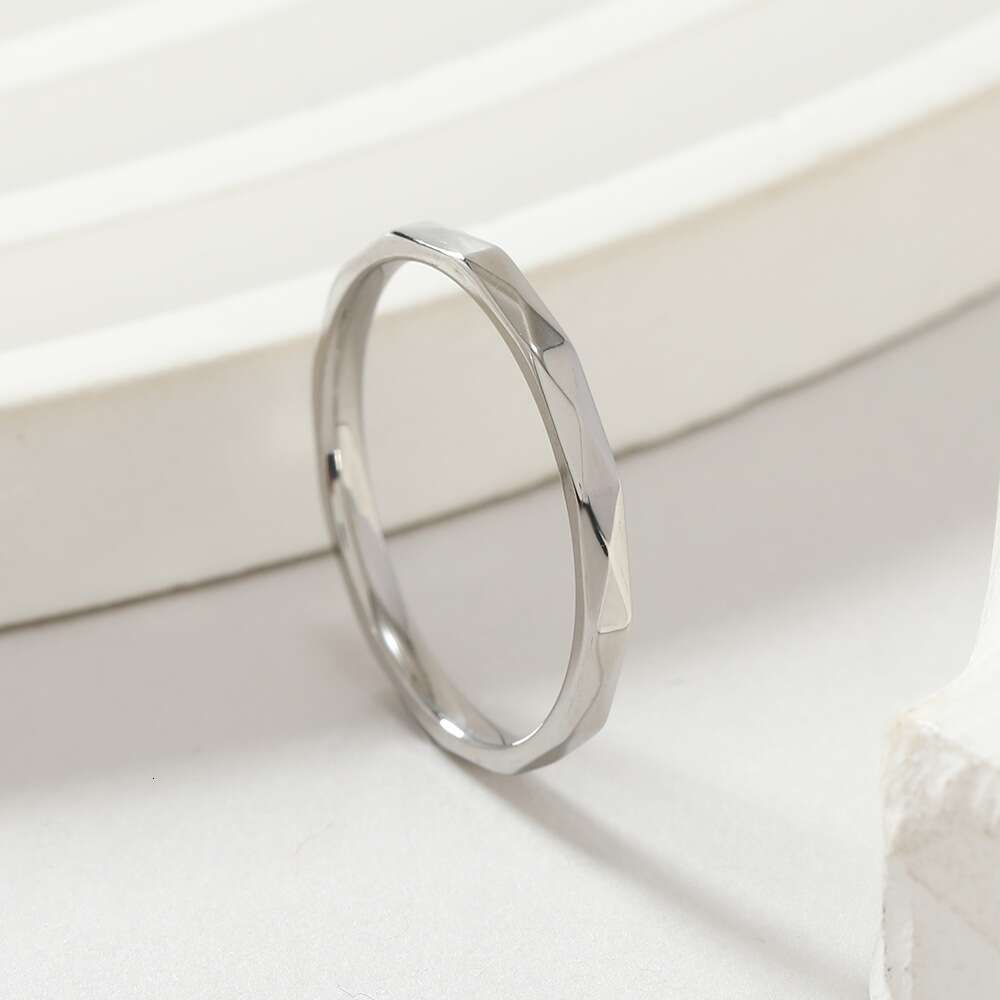 Ring Designer Luxury rings jewelry for Women rhombus cutting surface Titanium Steel plated with 18K gold High quality Exquisite Unique Festival Vacati