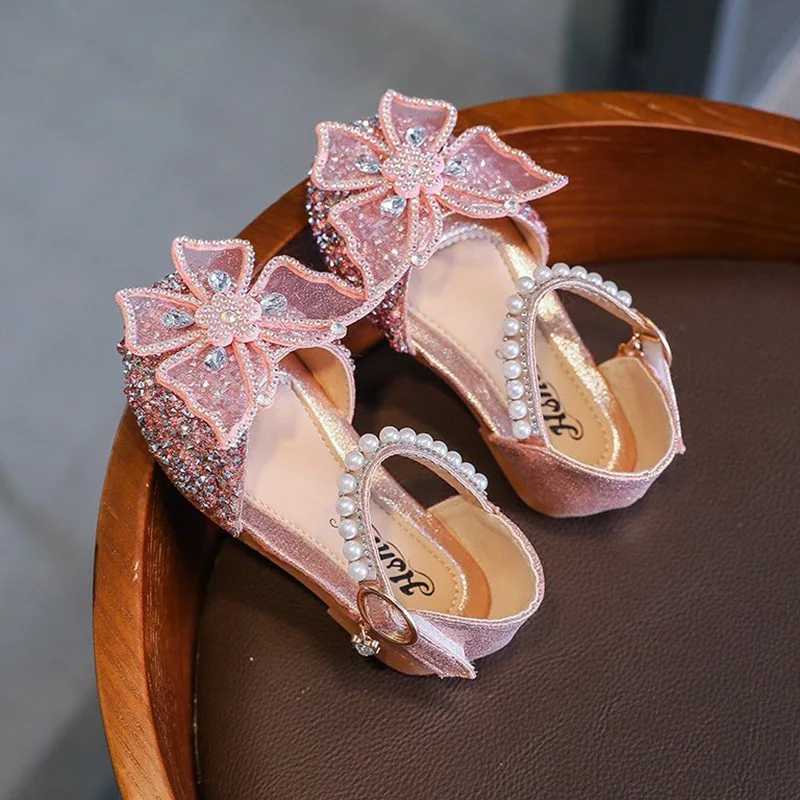 Summer Baby Shoes For 110Y Kids Girls Rhinestone Butterfly Casual Princess Shoes Children Dancing Sandals W251114