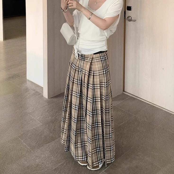 designer Pleated Plaid New Low Waist A-line Long Skirt for Women