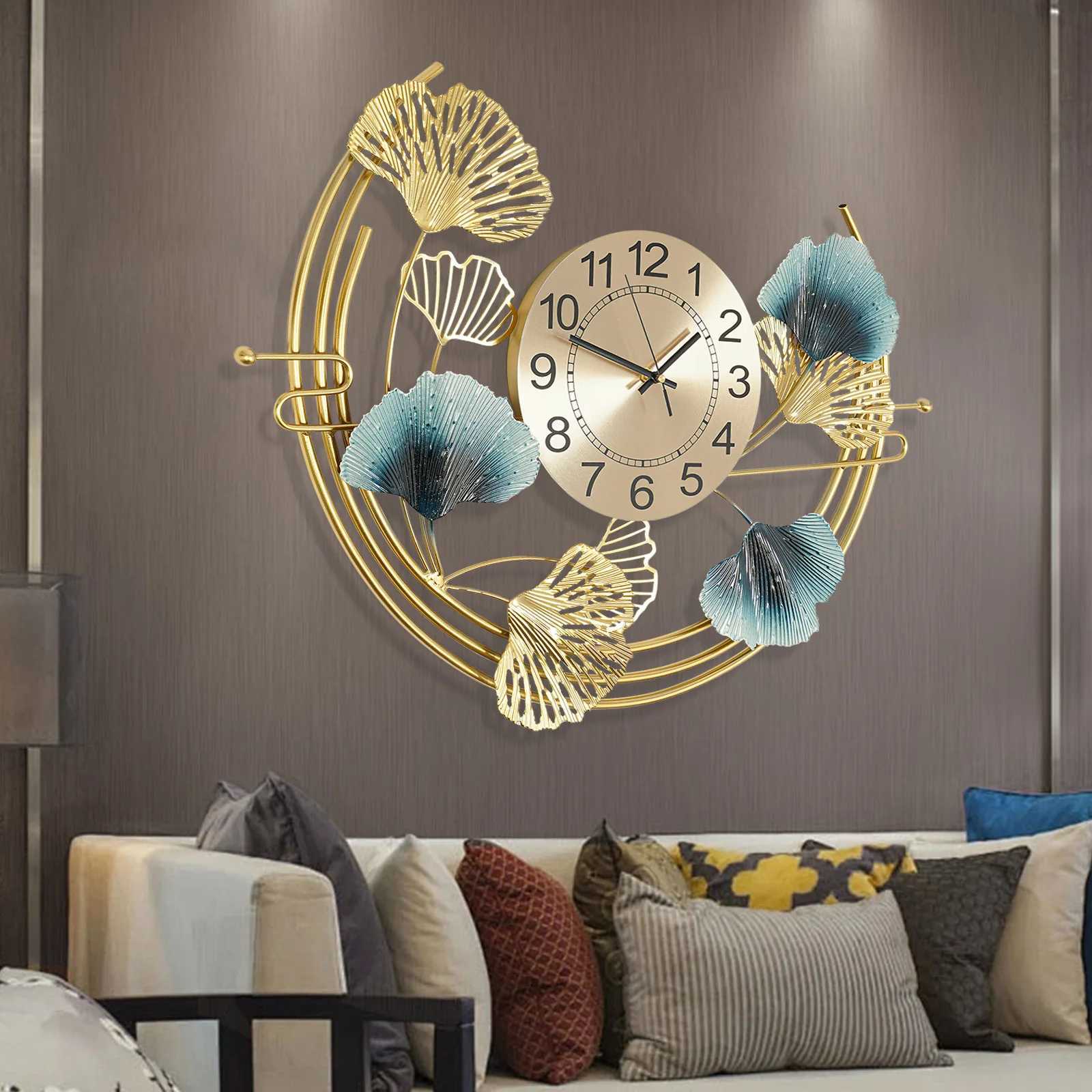 Large Iron Wall Clock6752cm Gold Blue Round Wall Mount Clock Battery Powered for Living Room Decor C251015