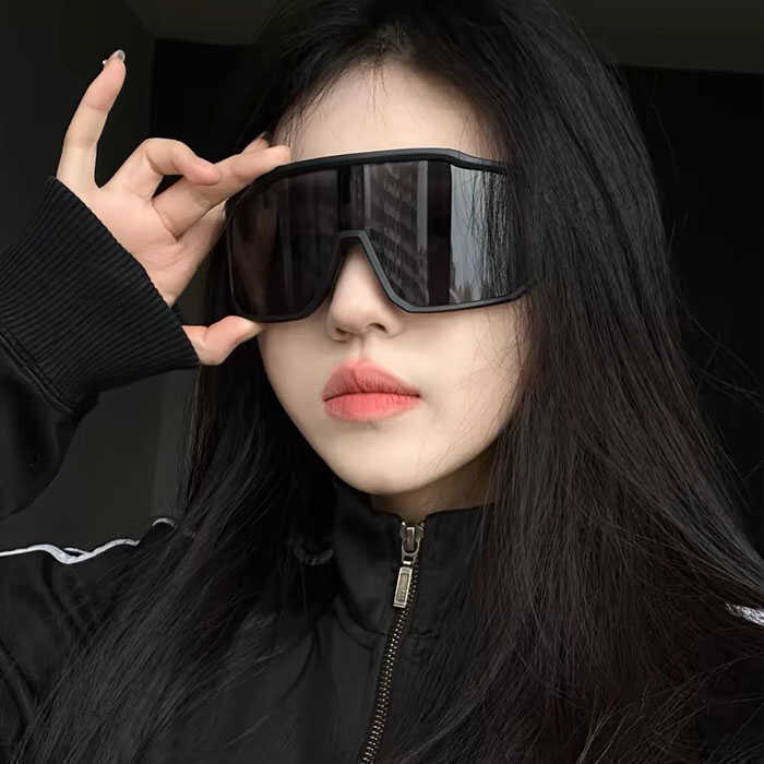 Cycling Glasses Oversized Frame Outdoor Cycling Windproof Sports Sunglasses Men and Women Mountaineering Skiing Eye Protection Slimming Sunglasses H25