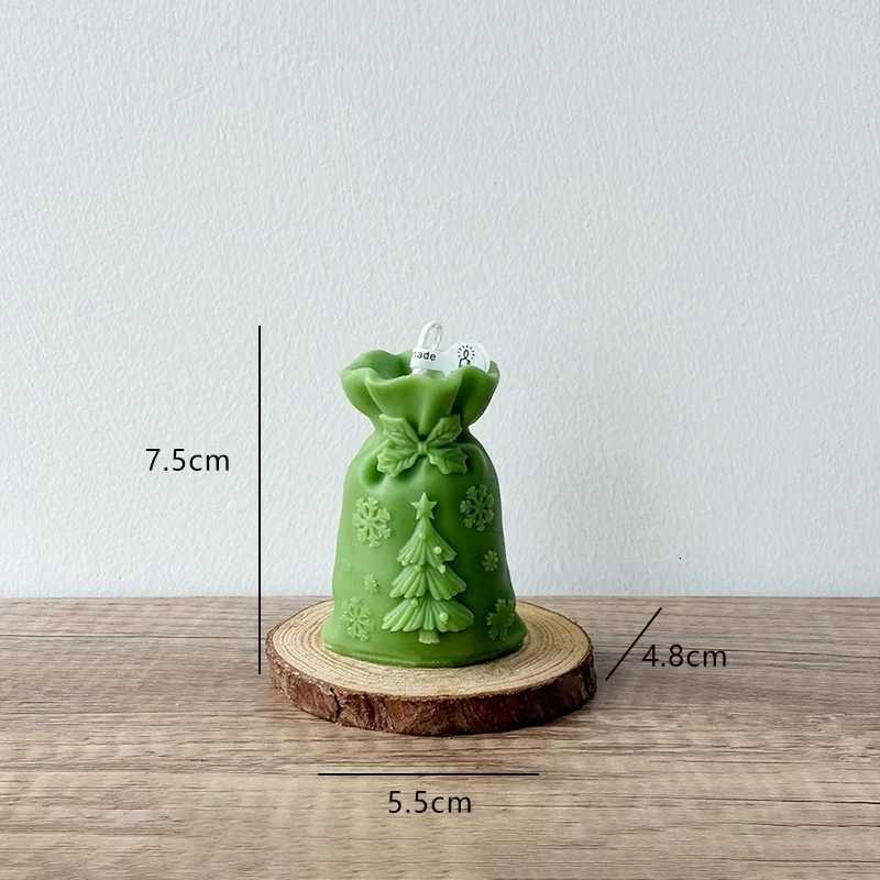 1pcs Christmas Gift Bag Shape Candle Handmade Aroma Decoration With Elk Trees Festive Gift Atmosphere Ornament Aromatherapy Wax C251015