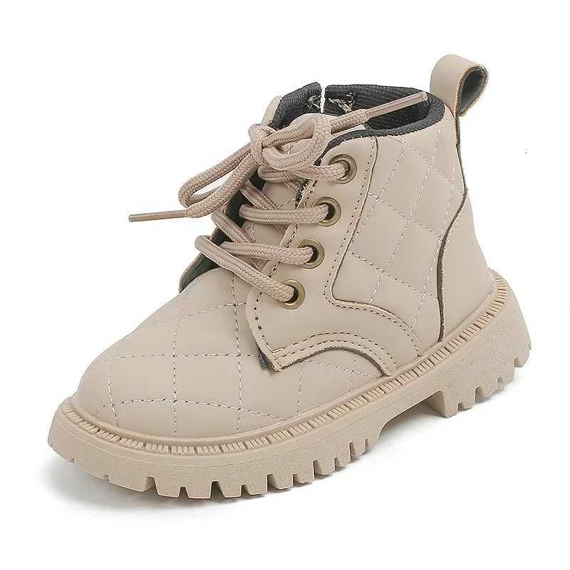 2025 England Style Boy Boots Fashion Lattice Surface Short Boots for Kids New 16 Years Old Vacation Baby Girl Flat Shoes I09039T251015