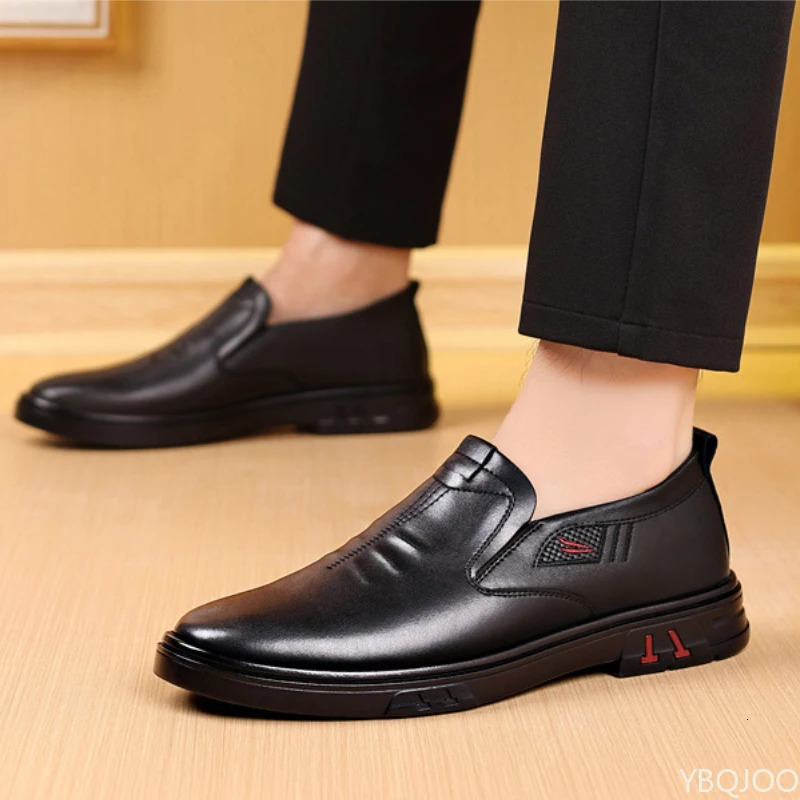Mens Cow Leather Shoes Genuine Leather Handmade Business shoes Round Toe Casual Loafers Comfortable Man footwear Zapatos Homme 251013