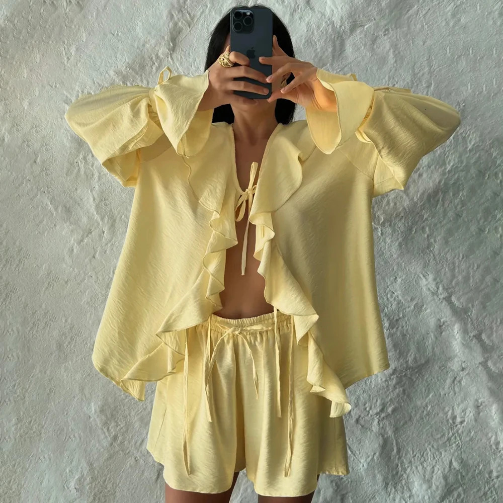 Tuularose Casual Shorts Twopiece Set Womens Ruffled Loose Tie Top Simple Shorts Set Office Lady Summer Female Shorts Set 251028
