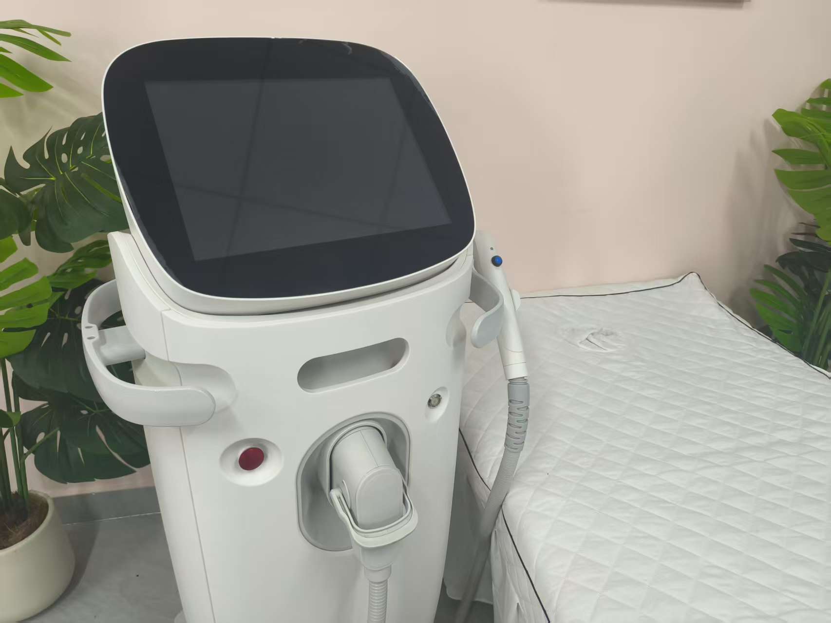 Ultra 7D HIFU Anti-Aging Technology Anti-aging Reduces Wrinkles And Stimulates Collagen Regeneration Efficient Non-invasive Facial Contouring Beauty E