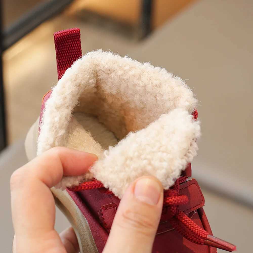 Winter Plush Boots For Children PU Leather Waterproof Boys Girls Snow Boots Waterproof Antislippery Kids Boots Warm ShoesT251015