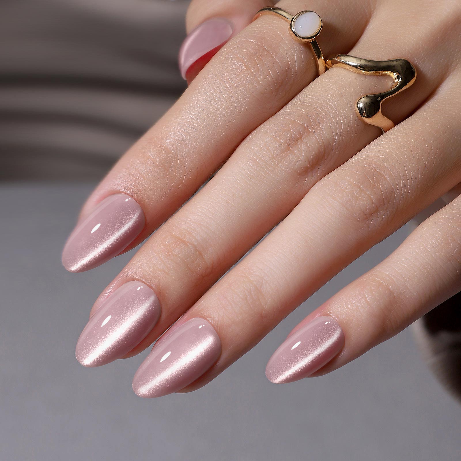 Elegant pointed almond press On nails Cats-eye Artificial Finger Extensions | Long-wearing Gel-Like Stick-On Claws with Professional Strength Bond Var