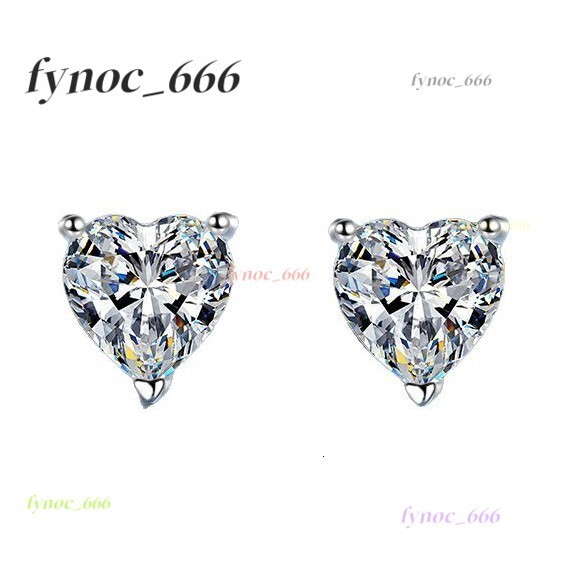 Hot Selling S925 Sterling Silver Heart Moissanite Earrings for Women Fashion Simple Heartshaped Ear Bone Studs Personality Temperament Earrings