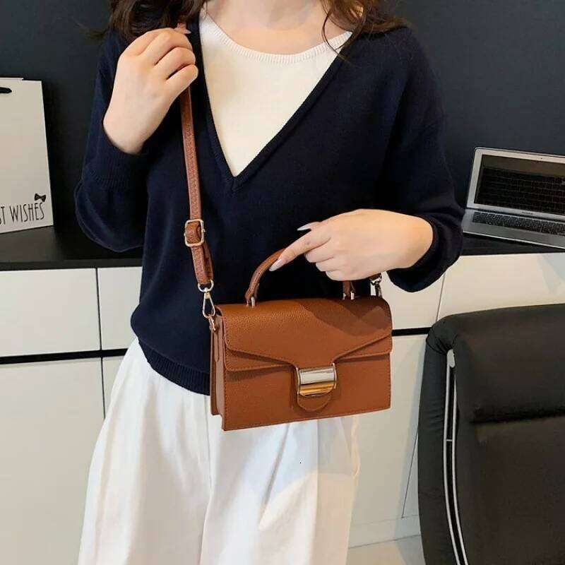 Luxury Bag Famous Designer Leather Women S Shoulder Bag High End Brand Fashionable Elegant Crossbody Stylish Hardware Daily