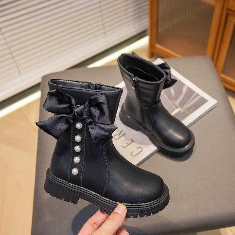 2023 New Girls Boots Pearls Bow Simple Nonslip Children Ankle Boots Beige Black Elegant Chic Princess Kids Shoes Fashion FlatsT251015