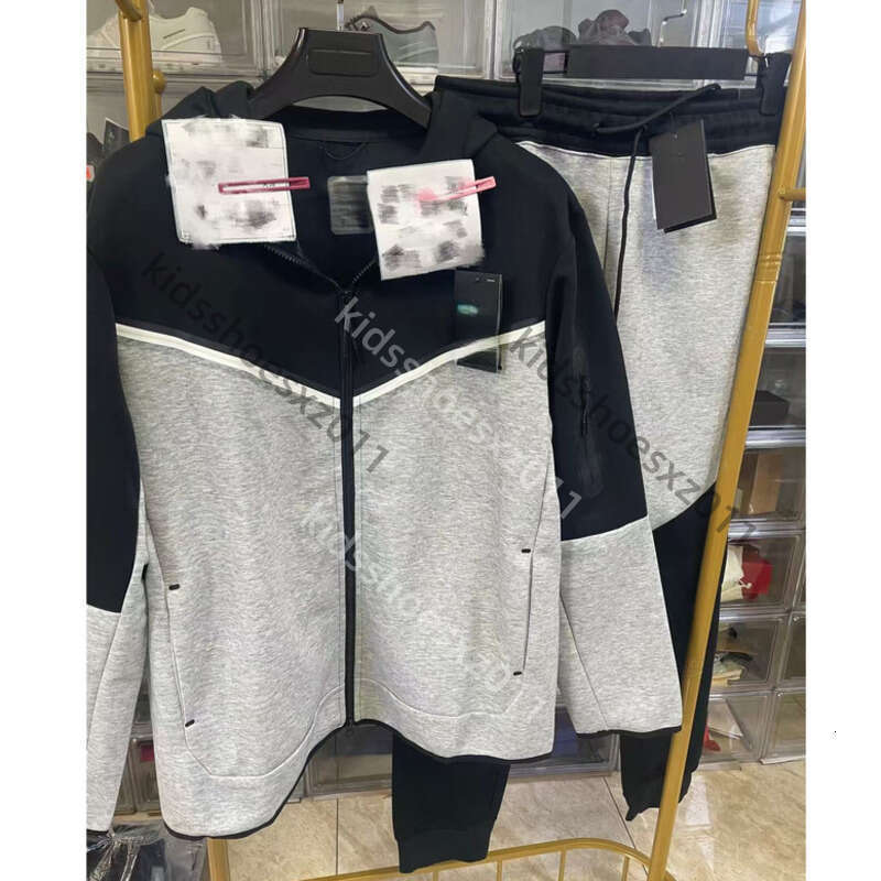 Niki Tech Tracksuit Designer Tracksuit Tech Fleece Men Hoodies Pants Jogger Suits Zipper Thick Sportswear Coats Winter Coat Joggers Alosets Graphic Hoodie Kids