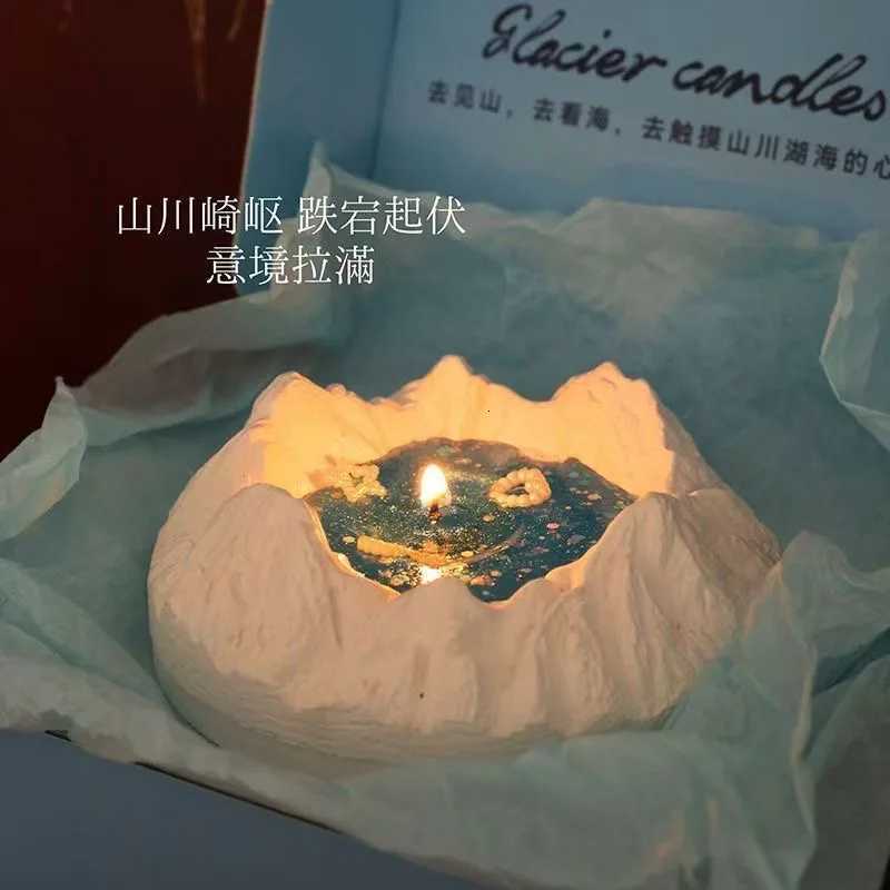 A highend scented candle birthday gift for a female friend a bedroom atmosphere gift box C251015