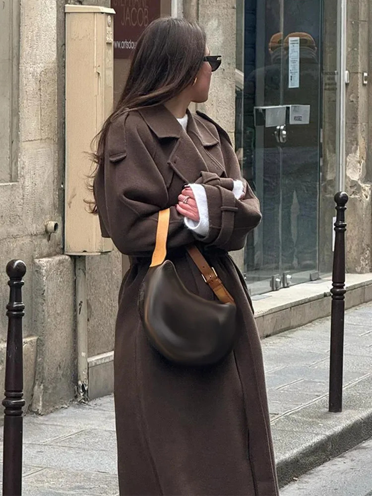 Elegant Solid Women Woolen Long Coats Loose Lapel Doublebreasted Full Sleeve Shoulder Pads Overcoat 2025 Autumn Outerwears 251015