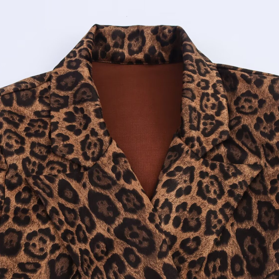 ZAR Spring New Womens Fashion French Style Fashion Design British Style Autumn Winter DoubleBreasted Leopard Print Coat 220924
