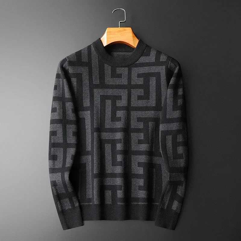 New Arrival Wool Pullover Mens Sweaters Luxury Long Sleeve Computer Knitted Round Collar Casual Geometric Male Sweaters 4XL J251015