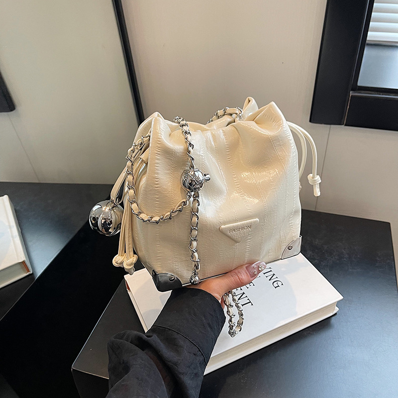 Pleated Drawstring Bucket Bag Luxury Bag Designer Bag 2024 New Versatile Silver Lucky Bag Crossbody Bag Niche Hot Style Single Shoulder Chain Bag