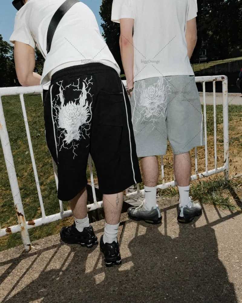 Fashion Retro Headband Striped Casual Loose Shorts Men New American Street Hiphop Fashion Oversized Straight Pants Women J251016