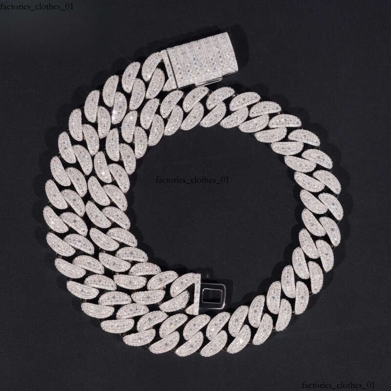 Mens Solid Heavy Iced Out Maimi Hip Hop 18mm Sier VVS Moissanite Cuban Link Chain