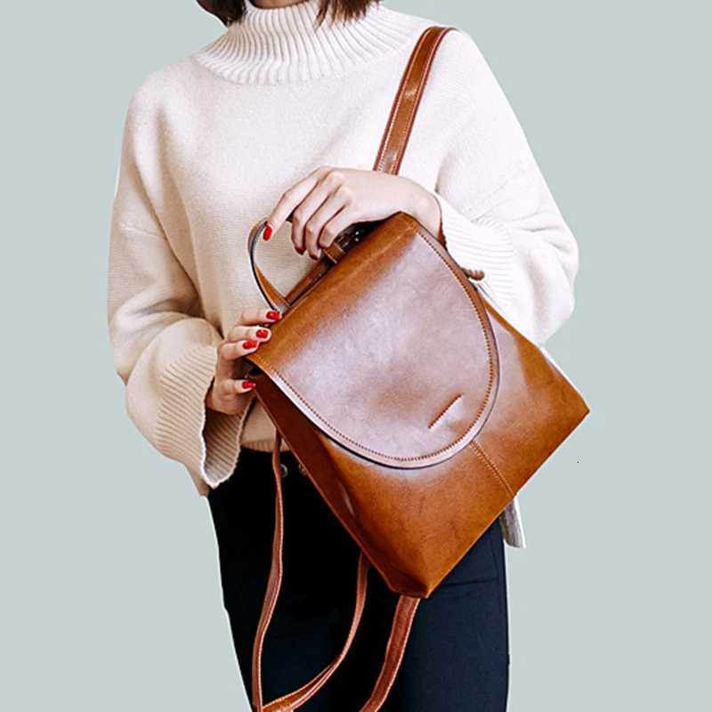 Genuine Leather Women Rucksack Knapsack Shoulder Cross Body Bags Female Fashion Lady Oil Wax Cowhide Daypack BackpackT251016