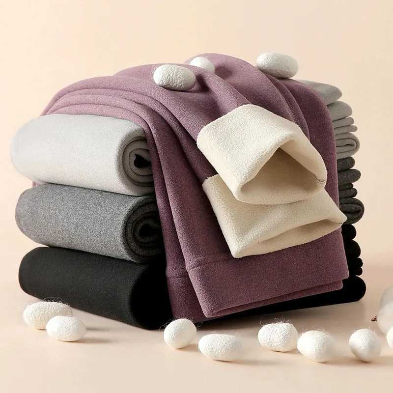 2025 Fall Winter New Velvet Padded Leggings Woman Sexy Tights Warm Fleece Leggings Lady Solid High Waist Elastic Yoga SweatpantsT251016