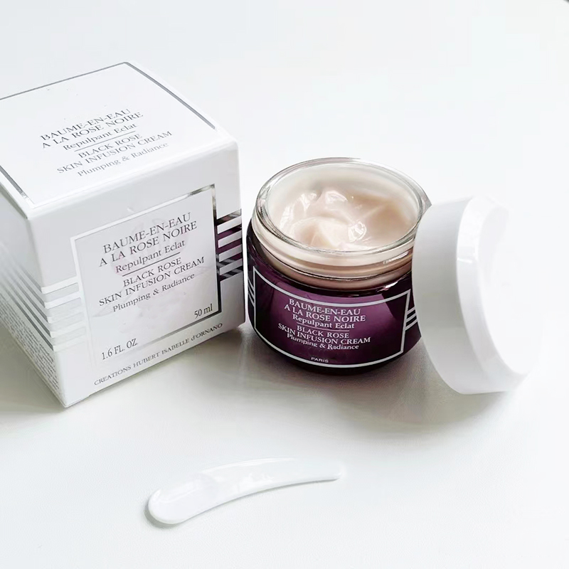 The effective ingredients in high-quality black rose face cream and lotion can be better absorbed by the skin