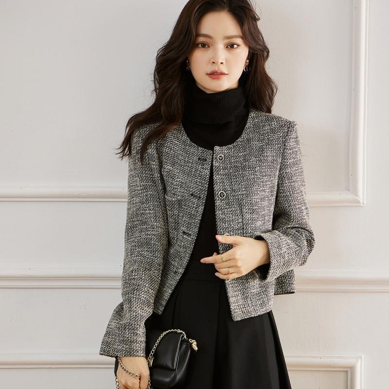 2025 autumn and winter new tops, new women's coats, elegant designer jackets, simple fashion autumn high-end tweed popular short tops, luxurious 
