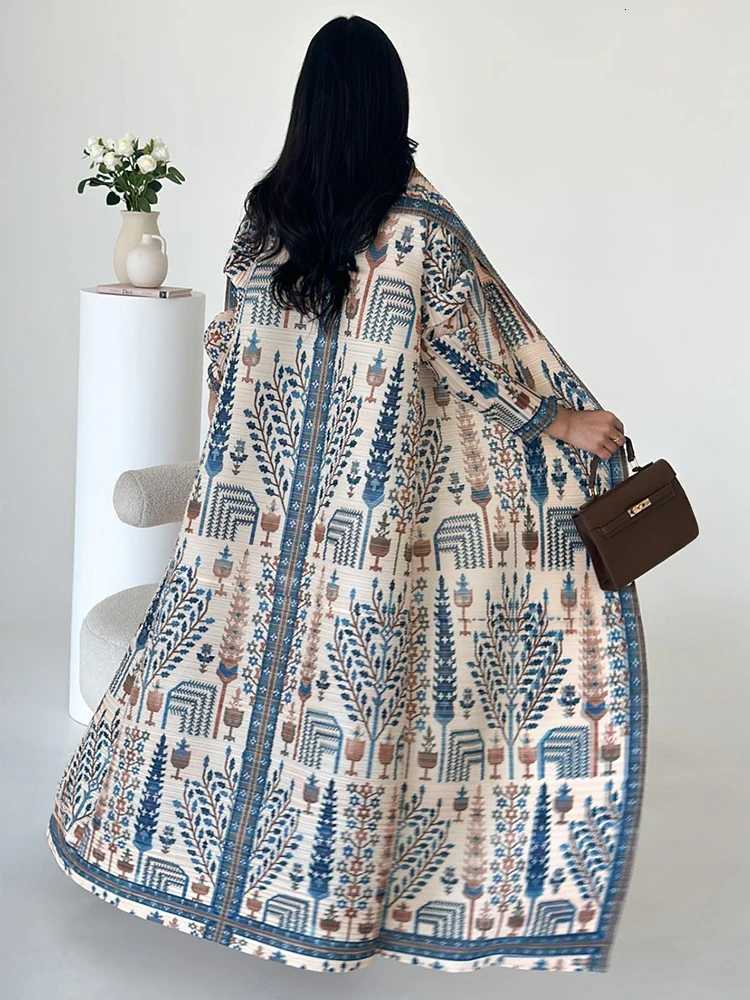 Arabic Clothes Woman Luxury Casual Hijab Cardigan Full Length Long Sleeve Coat Women Muslim Pleated Dubai Open Abaya Eid Evening X251016