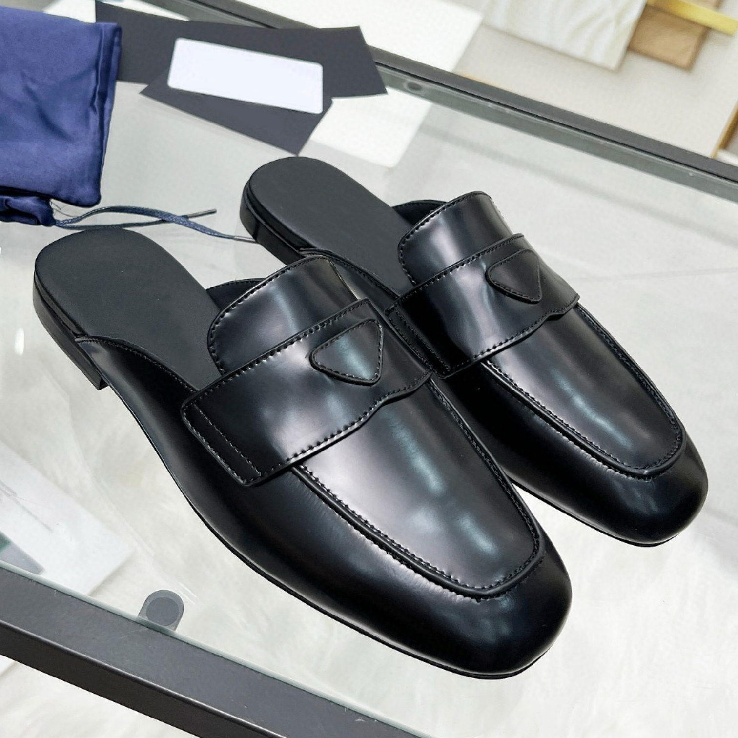 (Order by pic in opt, not by desc) Women's Loafer Mules - Slip-On Leather Flat Shoes with Metal Accent, Comfortable for Daily Casual & Light Office Wear