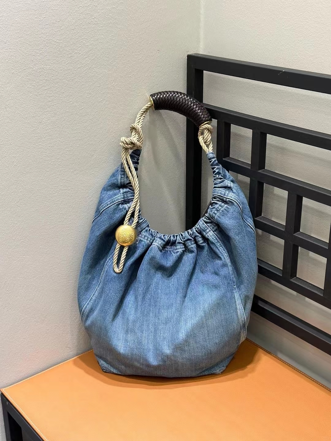 Washable denim jeans womens casual handbag soft student large capacity retro shopping bag womens handbag 241113