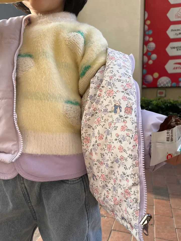 Children Two Sides Wear Down Jacket 2025 Winter Baby Girls Sweet Floral Rabbit Print Thickened CottonPadded Warm Hooded ParkasT251016