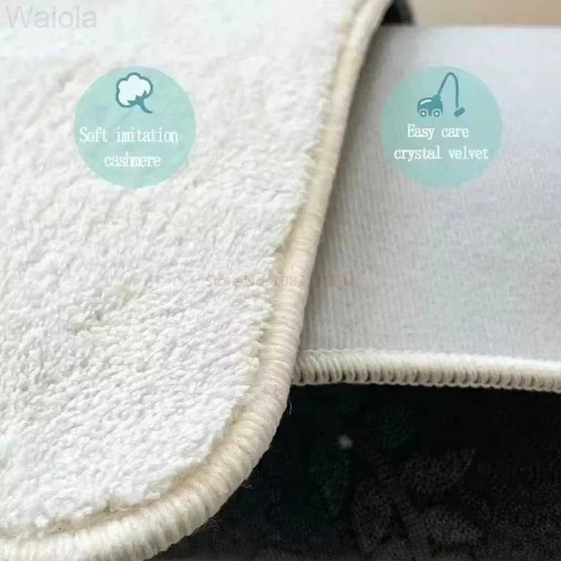 Sanrio My Melody Girls Bedroom Decorative Carpet Pashmina Floor Mat Bedside Blanket Dressing Table Cushion Gift for Bedroom Decor L251016