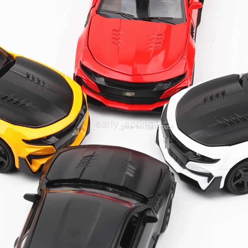 1:32 Camaro Alloy Toy Diecast Car Model Rubber Tire Simulation Interior Pull Back Sound Light Toy Vehicles Decorations Boy Gifts T251016