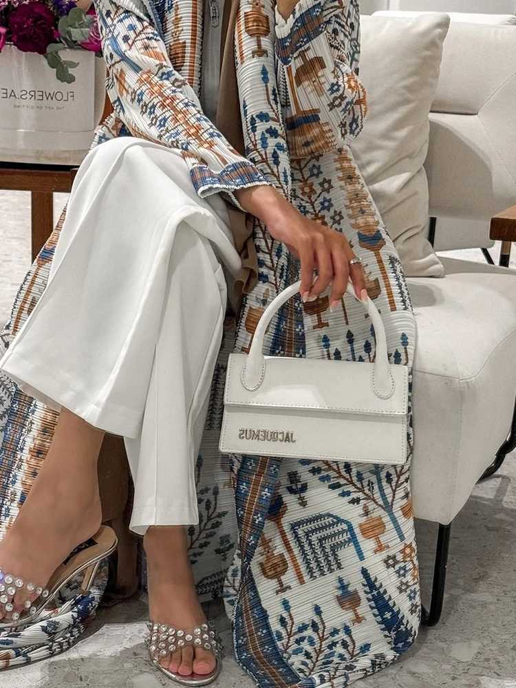 Arabic Clothes Woman Luxury Casual Hijab Cardigan Full Length Long Sleeve Coat Women Muslim Pleated Dubai Open Abaya Eid Evening X251016